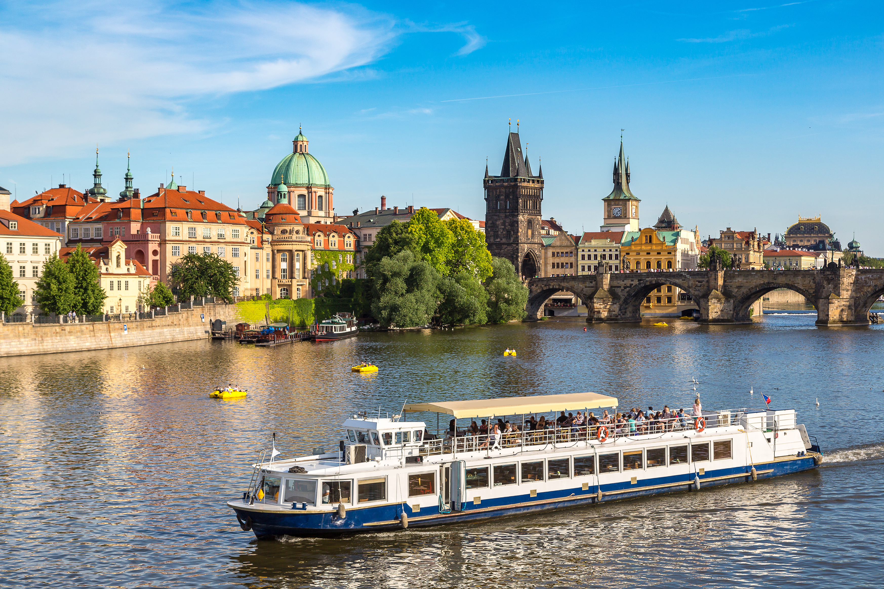 Prag fr�n Moldau
